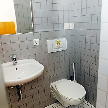 Hotel Youth Lultzhausen